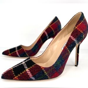 Authentic Manolo Blahnik plaid wool pumps